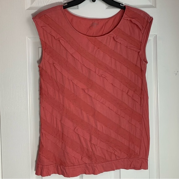 Ann Taylor LOFT Diagonal Raw Edge Ruffle Trim Tank Top - Picture 3 of 8